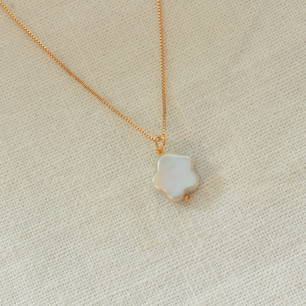 Flower Pearl Layering Necklace