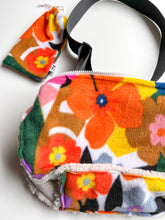 Load image into Gallery viewer, Sherpa Crescent Bag- floral lined
