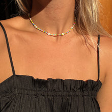 Load image into Gallery viewer, BB Daisy Chain Necklace- rainbow
